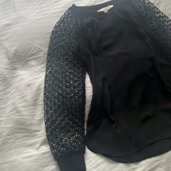 LOFT Black top with with arm detailing - Picture 6 of 8